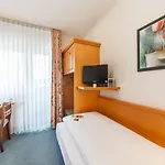 Aparthotel Flora
