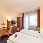 Flora Aparthotel