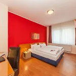 Aparthotel Flora