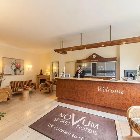 Aparthotel Flora 4*