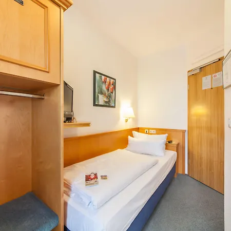 Flora 4* Dusseldorf